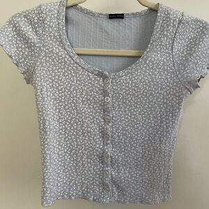 Brandy Melville Women's Blue and White Shirt